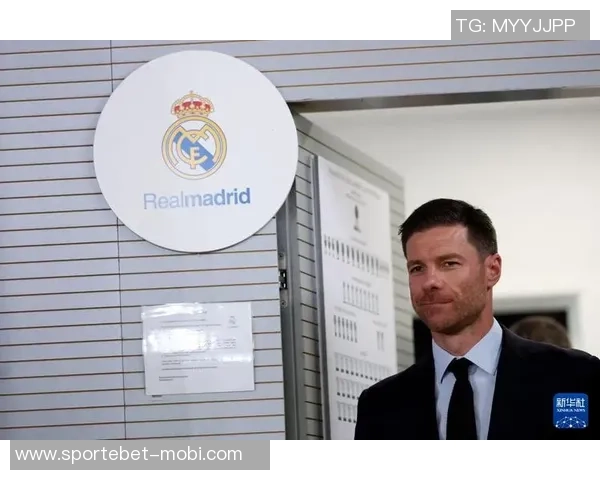 维尼修斯与阿隆索亲密互动缓解皇马更衣室紧张气氛 维尼修斯与阿隆索亲密互动缓解皇马更衣室紧张气氛